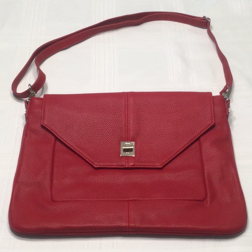 Jewell by thirty-one Red Faux Leather Crossbody​